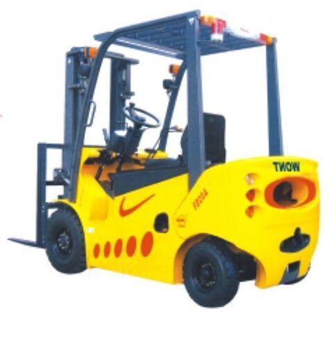 Rugged Construction Engine Powered Forklift Truck