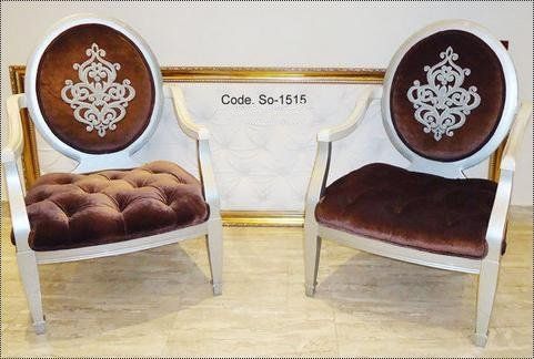 Luxurious Singles Arm Chairs With Great Finishings