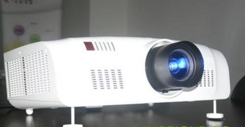 LCD Projector with 10000 Lumens Brightness