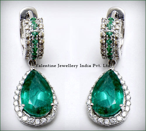 Exclusive Huggies Diamonds And Emerald Earrings