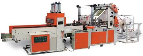 Servo High Speed V-Cut Bag T-shirt Bag Making Machine