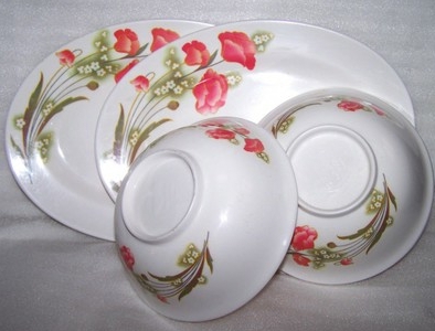 4 1/2 इंच मेलामाइन बाउल्स 4 का सेट