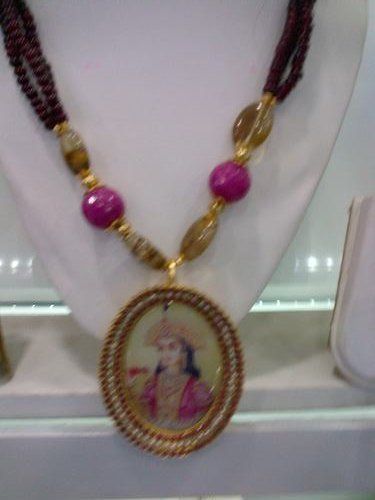 Ladies Traditional Pendant