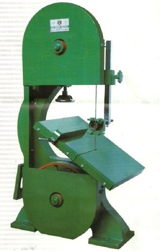 Wood Cutting Vertical Bandsaw - 13.5" Throat Capacity, 14"x14" Table Size, 45° Table Tilt, 845 MT/Minute Wood Speed, 92 MT/Minute Metal Speed, 1 HP/1440 RPM Power Requirement