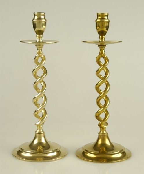 Brass Seashell Candle Holder at Rs 180/piece, Tejgarhi, Meerut