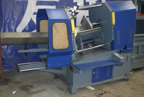 Label Punching Machine