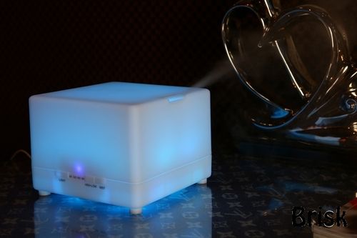 700ml Ultrasonic Aroma Diffuser