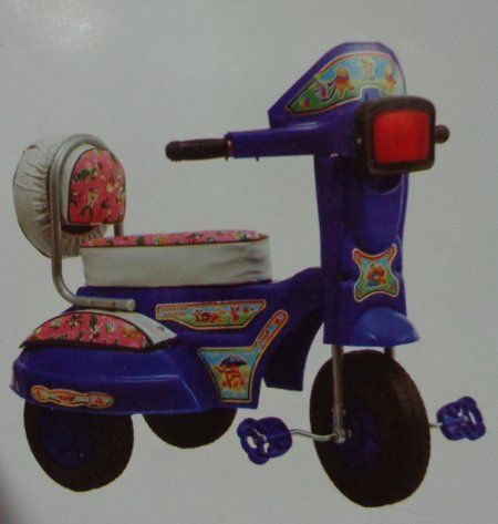 Scooter Deluxe Kids Tricycle