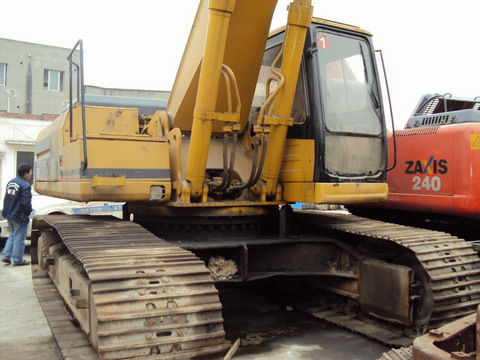 Used Caterpillar 330B Excavator