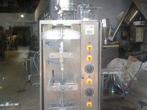 beverage packaging machine