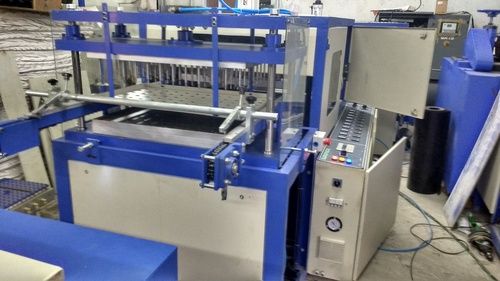 Plastic Thermoforming Machine