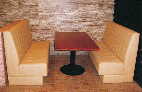 Restaurant Dinner Table And Chairs