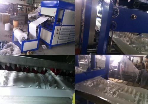 Vacuum Forming Machine