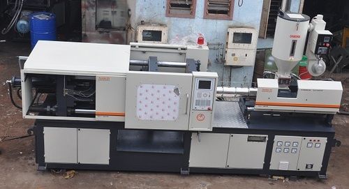 Plastic Injection Moulding Machine