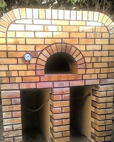 Wood And Gas Fired Brick Pizza Oven