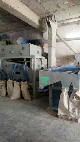 Roshan Agro Specific Gravity Separator - 5HP, 1600x800mm Deck Size | Three Fan System, Electric Motor Included, Pure Grain Processing