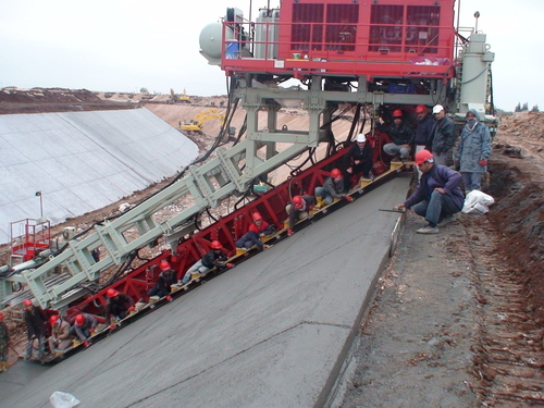 Slipform Paver - DEUTZ 285 KW Engine, 7.40m Maximum Paving Width | Automatic Control System, Advanced Hydraulic Vibratory Circuits