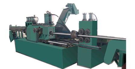 Centerless Bar Peeling Lathe Machine