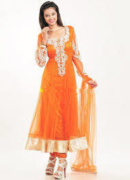 Fashionable Look Salwar Kameez