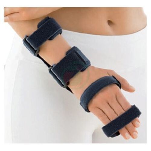 Wrist Support With Finger Splint