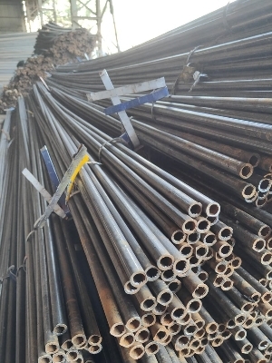 Ms Metal Iron Pipes