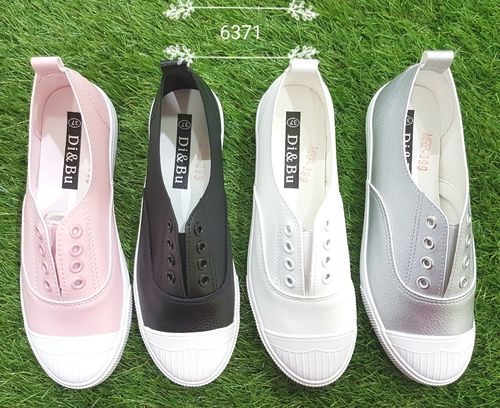 Ladies Stylish Canvas Shoes