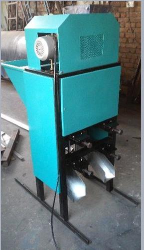 Cashew Nut Shelling Cutting Machine