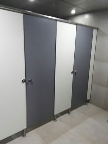 Toilet Cubicles - Size: 1000 X 1500 X 1950