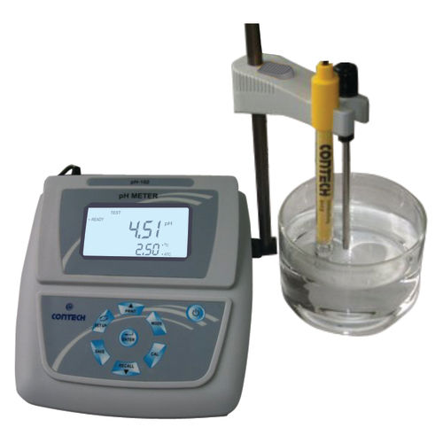 Condutivity Meter With Automatic Or Manual Temperature Compensation