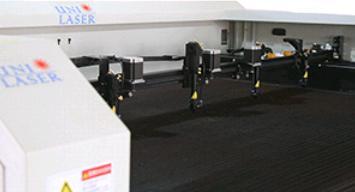 टेक्सटाइल लेजर कटिंग मशीन