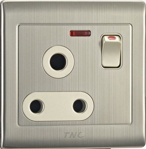 Z9A Series 1 gang 15A 3 Pin Socket