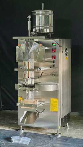 Liquid Packing Machines - Compatible with PP PVC LDPE Metalized Polyester Aluminum Foil | Equipped with PID Temperature Controllers for Precise Operation