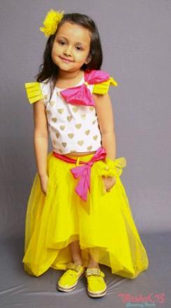 Customized Showering Trends Heart Print Top With Stylish Yellow Girls Skirt