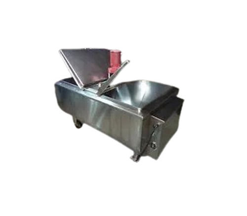 Stainless Steel Body Bulk Milk Cooler - Color: Silver