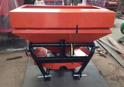 Fertilizer Spreader