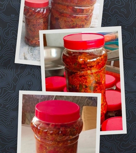 Tasty and Spicy Mixed Pickles - Raw Mango, Lemon, Carrot & Chili Pepper with Antimicrobial Mustard Seeds, Garlic, Cinnamon, Spicy & Salty Taste