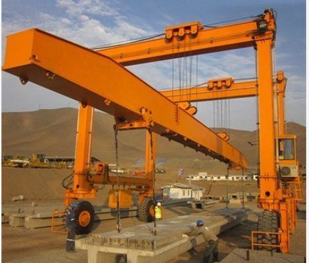 60 Ton Mobile Highway Straddle Carrier Crane Machine