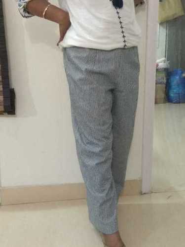 Casual Women Grey Loose Fit Self Design Cotton Parallel Trousers