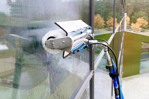 Glass Facade Cleaning System