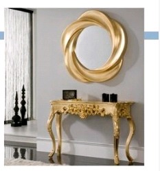 Metal Attractive Design Gold Table