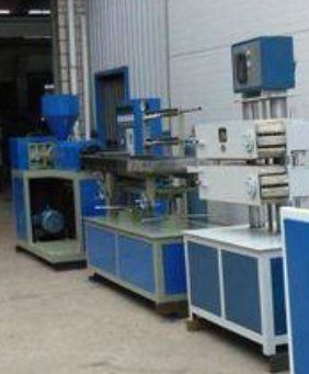 Automatic Single Screw Plastic Profile Extrusion Making Machine (Sj65)