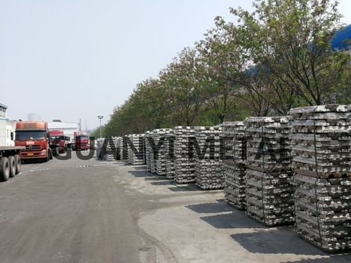 Aluminum Ingot 99.82% 99.7% 98.56% Application: Remelting