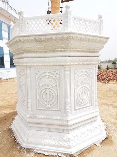 Finely Finished Marble Showpiece