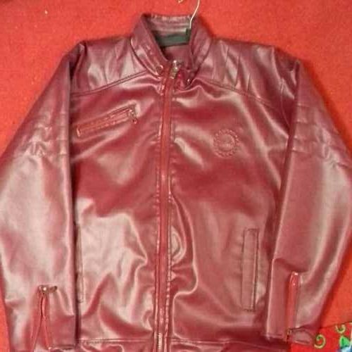 Full Sleeves Mens Leather Jacket With 3 Pockets