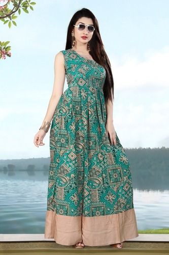 Stylish and Fashionable Anarkali Kurtis