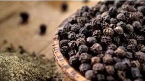 Ground Natural Black Pepper