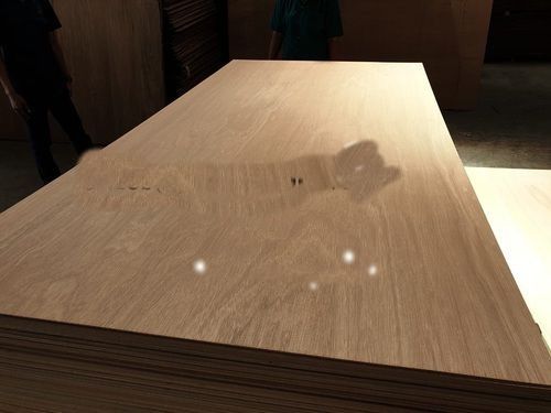 Brown Color Commercial Plywood Core Material: Harwood