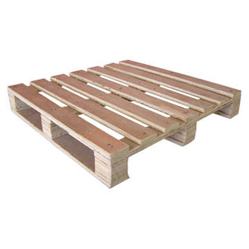 Four Ways Wooden Pallet