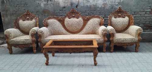 Carving Wooden Sofa Set With Table at Price 45000 INR/Set in Saharanpur |  ID: 5747565