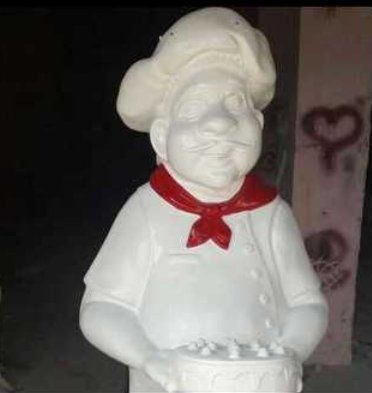 White Frp Statue For Cake Shop